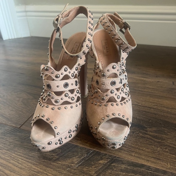 Alaïa Suede Studded Accent Sandals - Sz 36 - Picture 2 of 8